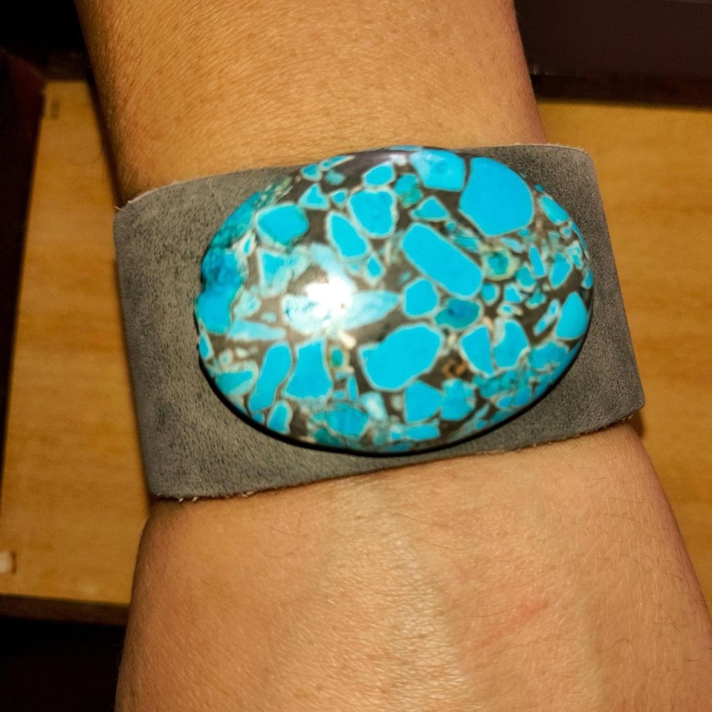 Turquoise Stone Gray Suede Cuff Bracelet Western Boho Button Closure Blue